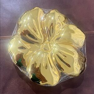 Gold Flower-Shaped Women's Elegant Chain Crossbody Bag